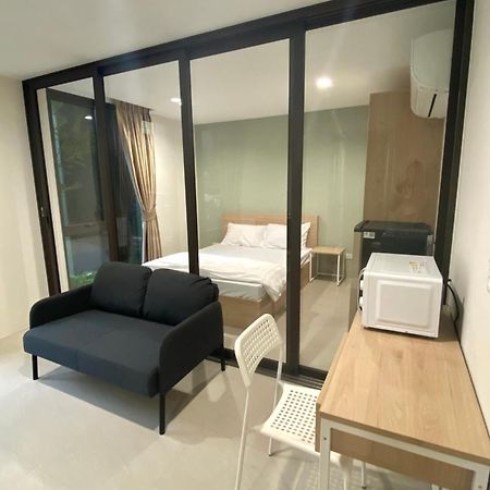 Pop Heritage Residence Bangkok Bagian luar foto