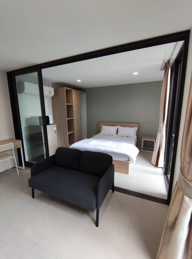 Pop Heritage Residence Bangkok Bagian luar foto