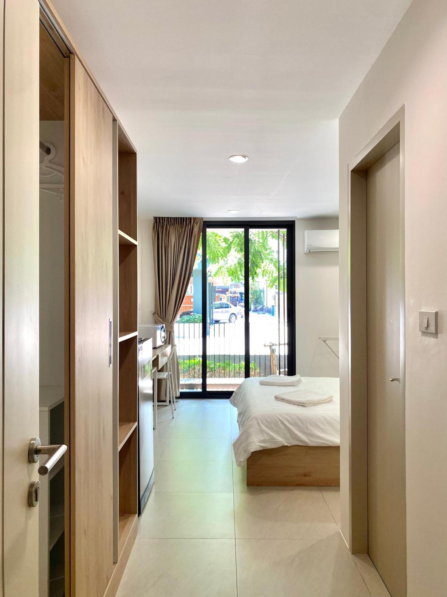 Pop Heritage Residence Bangkok Bagian luar foto